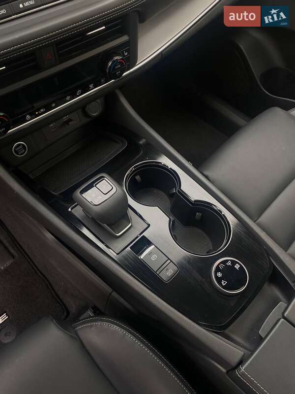 Внедорожник / Кроссовер Nissan Rogue 2023 в Днепре фото 11 Внедорожник / Кроссовер Nissan Rogue 2023 в Днепре