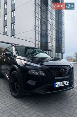 Внедорожник / Кроссовер Nissan Rogue 2023 в Днепре