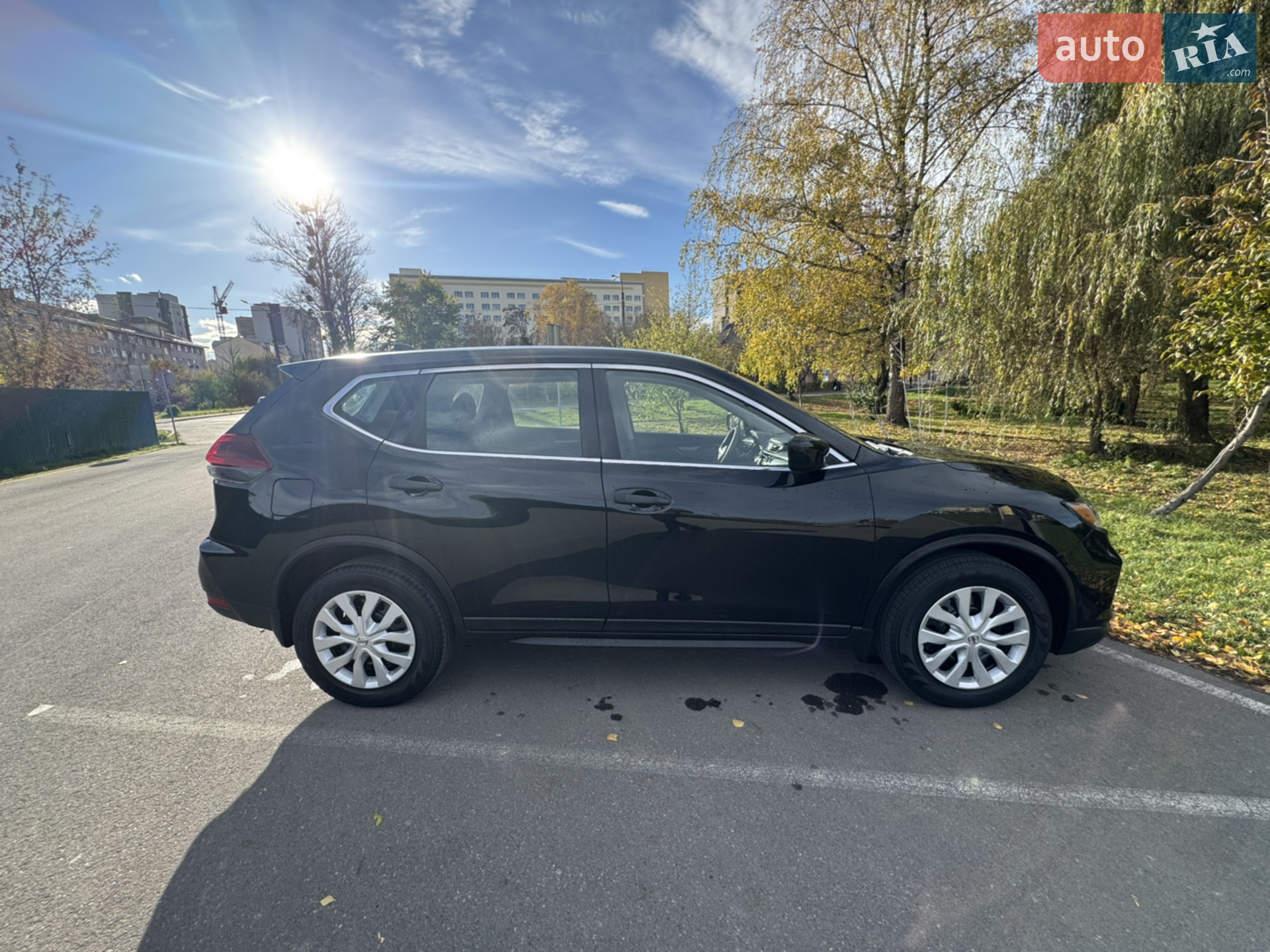 2019 Nissan Rogue - мініатюра 8