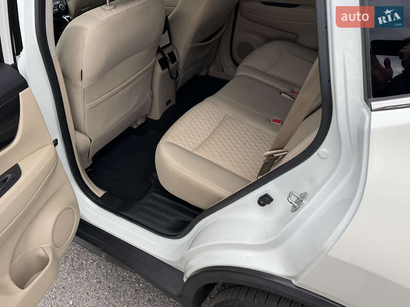 Позашляховик / Кросовер Nissan Rogue 2019 в Білій Церкві