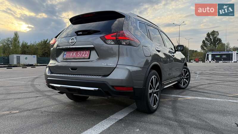 Позашляховик / Кросовер Nissan Rogue 2018 в Києві