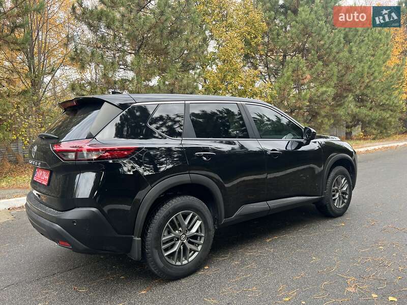 Внедорожник / Кроссовер Nissan Rogue 2021 в Днепре