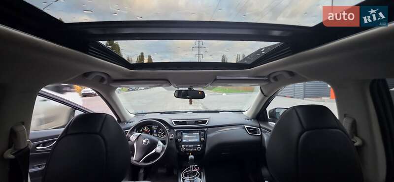 Внедорожник / Кроссовер Nissan Rogue 2014 в Киеве