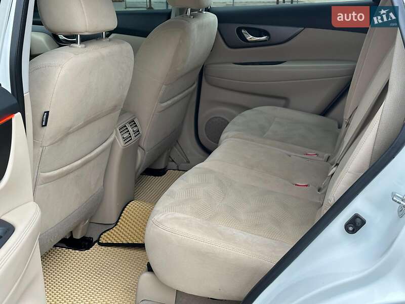 Внедорожник / Кроссовер Nissan Rogue 2014 в Одессе