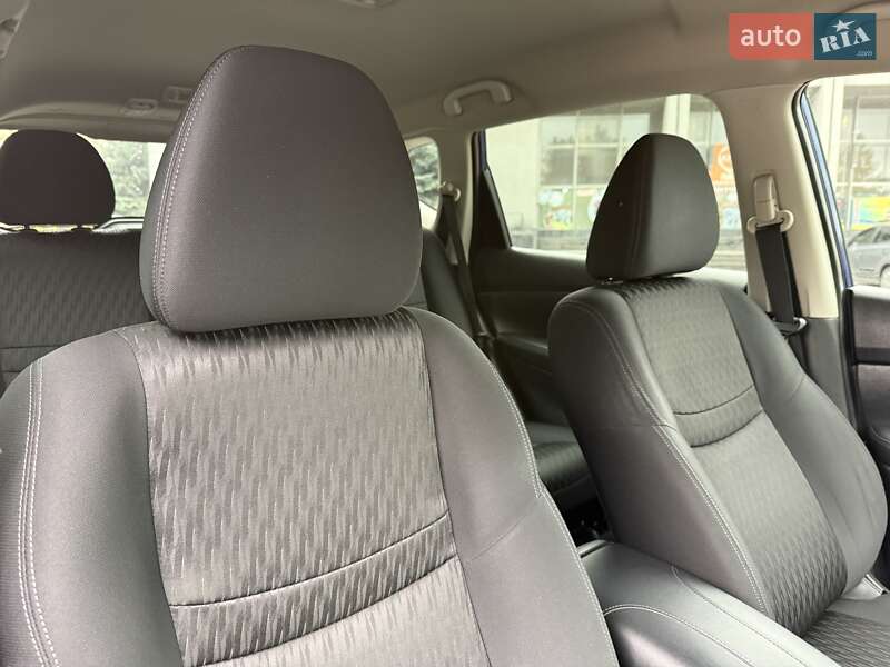 Внедорожник / Кроссовер Nissan Rogue 2017 в Ровно фото 35 Внедорожник / Кроссовер Nissan Rogue 2017 в Ровно