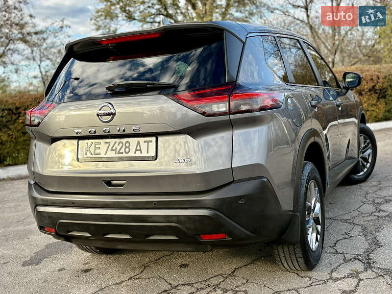 Внедорожник / Кроссовер Nissan Rogue 2020 в Каменском