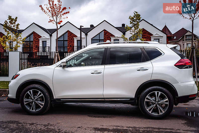 Внедорожник / Кроссовер Nissan Rogue 2018 в Белой Церкви