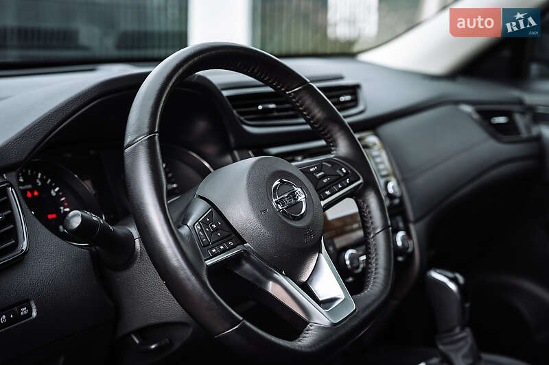 Внедорожник / Кроссовер Nissan Rogue 2018 в Белой Церкви
