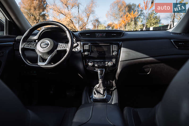 Внедорожник / Кроссовер Nissan Rogue 2018 в Белой Церкви