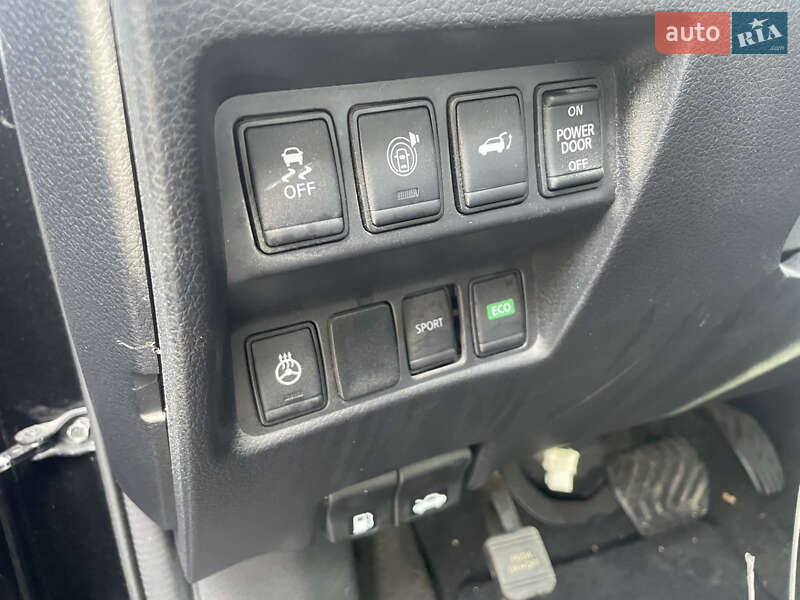 Внедорожник / Кроссовер Nissan Rogue 2017 в Львове фото 9 Внедорожник / Кроссовер Nissan Rogue 2017 в Львове