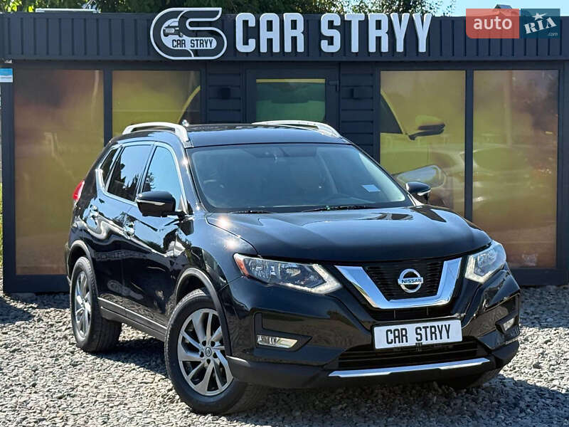 Внедорожник / Кроссовер Nissan Rogue 2018 в Стрые