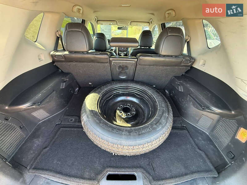 Внедорожник / Кроссовер Nissan Rogue 2018 в Стрые