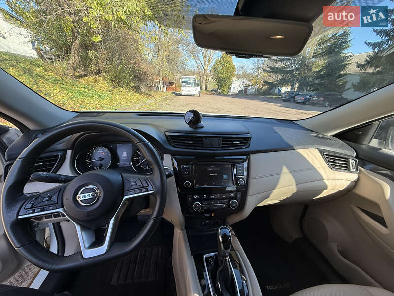 Внедорожник / Кроссовер Nissan Rogue 2019 в Корсуне-Шевченковском