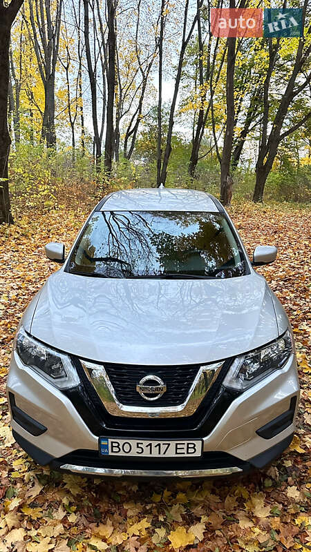 Позашляховик / Кросовер Nissan Rogue 2016 в Тернополі фото 5 Позашляховик / Кросовер Nissan Rogue 2016 в Тернополі