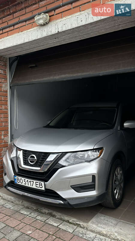 Позашляховик / Кросовер Nissan Rogue 2016 в Тернополі фото 7 Позашляховик / Кросовер Nissan Rogue 2016 в Тернополі