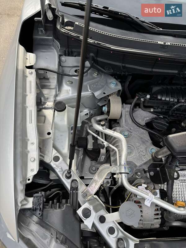 Позашляховик / Кросовер Nissan Rogue 2019 в Запоріжжі фото 36 Позашляховик / Кросовер Nissan Rogue 2019 в Запоріжжі