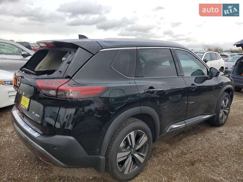 Внедорожник / Кроссовер Nissan Rogue 2022 в Львове