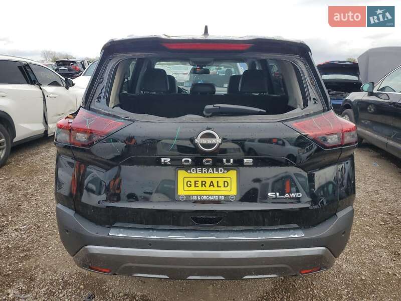 Внедорожник / Кроссовер Nissan Rogue 2022 в Львове