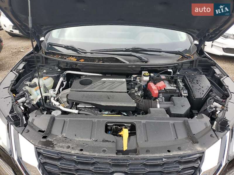 Внедорожник / Кроссовер Nissan Rogue 2022 в Львове