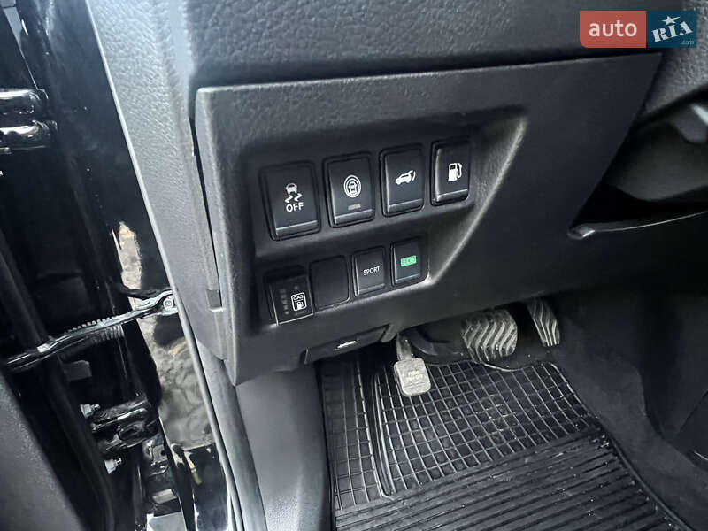 Внедорожник / Кроссовер Nissan Rogue 2019 в Киеве фото 15 Внедорожник / Кроссовер Nissan Rogue 2019 в Киеве
