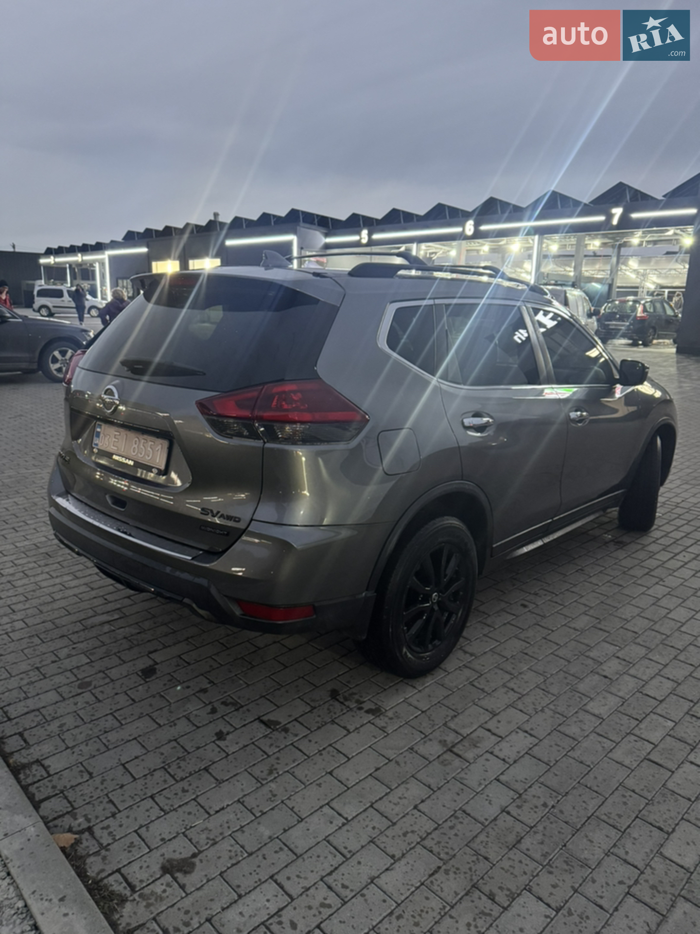 2018 Nissan Rogue - мініатюра 3