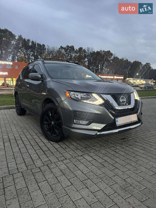 Позашляховик / Кросовер Nissan Rogue 2018 в Луцьку