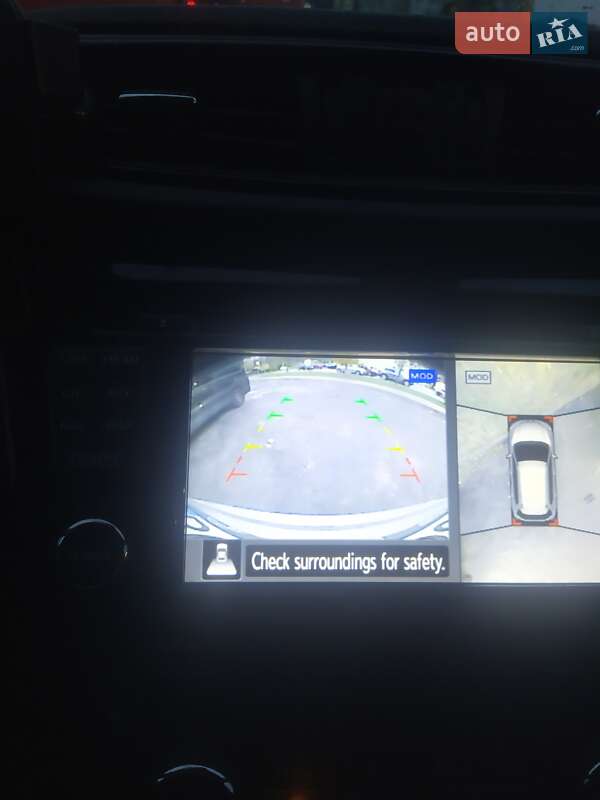 Внедорожник / Кроссовер Nissan Rogue 2017 в Львове