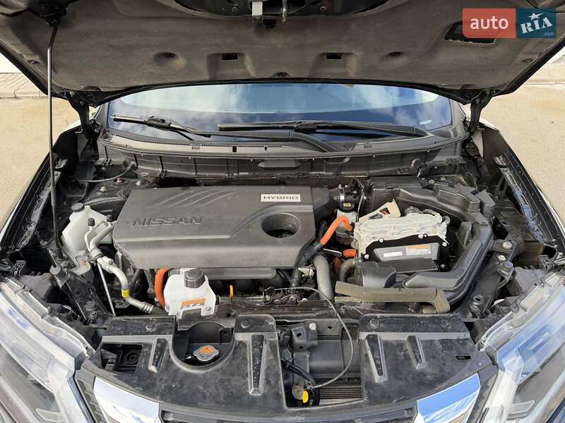 Внедорожник / Кроссовер Nissan Rogue 2018 в Киеве