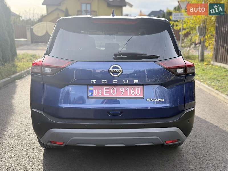 Внедорожник / Кроссовер Nissan Rogue 2021 в Киеве