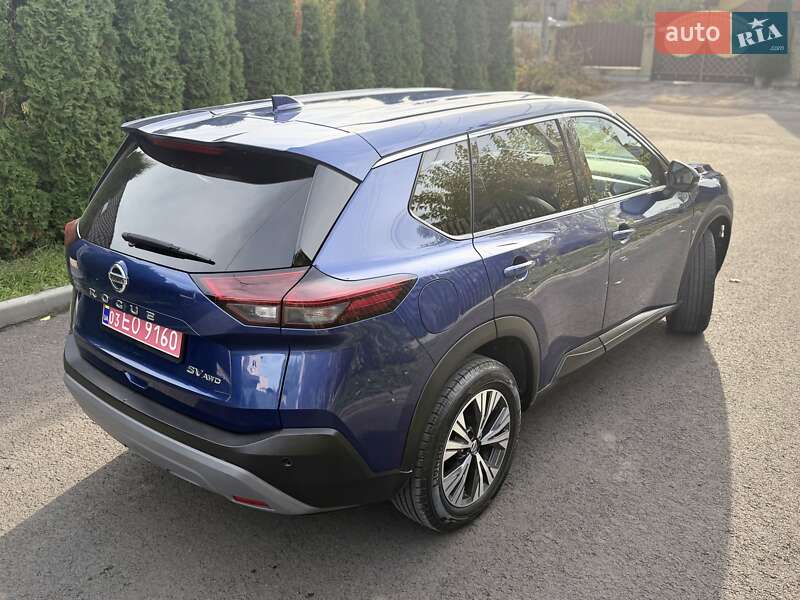 Внедорожник / Кроссовер Nissan Rogue 2021 в Киеве