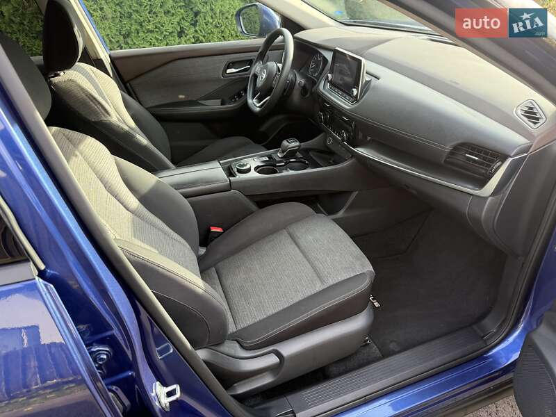 Внедорожник / Кроссовер Nissan Rogue 2021 в Киеве