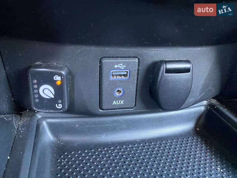 Внедорожник / Кроссовер Nissan Rogue 2017 в Киеве фото 18 Внедорожник / Кроссовер Nissan Rogue 2017 в Киеве