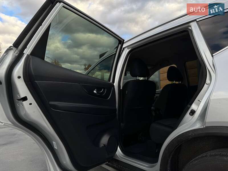 Внедорожник / Кроссовер Nissan Rogue 2018 в Ровно фото 29 Внедорожник / Кроссовер Nissan Rogue 2018 в Ровно