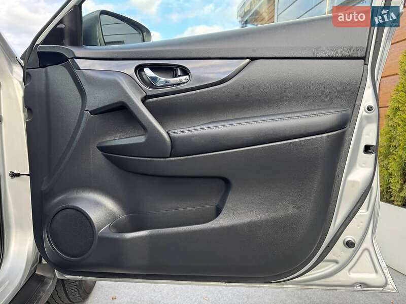 Внедорожник / Кроссовер Nissan Rogue 2018 в Ровно фото 52 Внедорожник / Кроссовер Nissan Rogue 2018 в Ровно