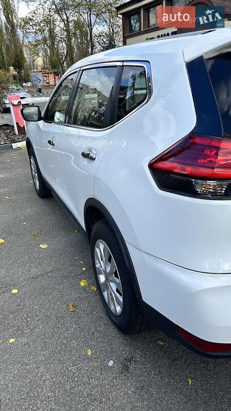 Внедорожник / Кроссовер Nissan Rogue 2017 в Киеве фото 11 Внедорожник / Кроссовер Nissan Rogue 2017 в Киеве