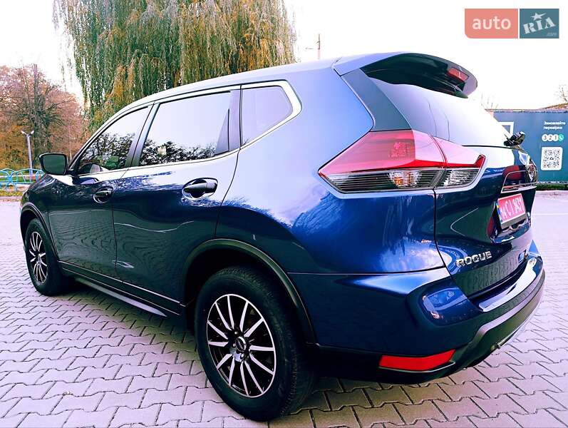 Внедорожник / Кроссовер Nissan Rogue 2018 в Виннице