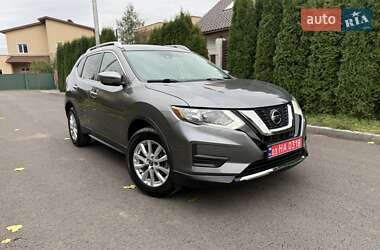 Позашляховик / Кросовер Nissan Rogue 2019 в Києві