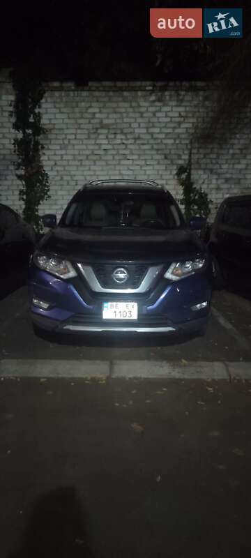 Позашляховик / Кросовер Nissan Rogue 2018 в Миколаєві