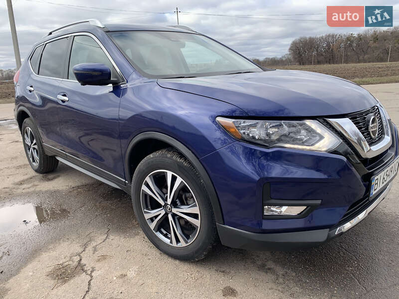 Внедорожник / Кроссовер Nissan Rogue 2018 в Полтаве