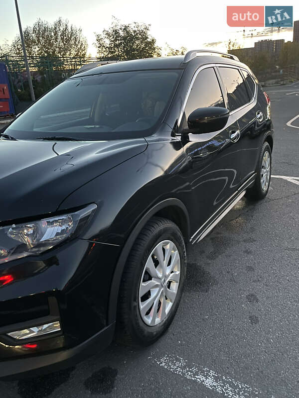 Внедорожник / Кроссовер Nissan Rogue 2016 в Киеве фото 3 Внедорожник / Кроссовер Nissan Rogue 2016 в Киеве