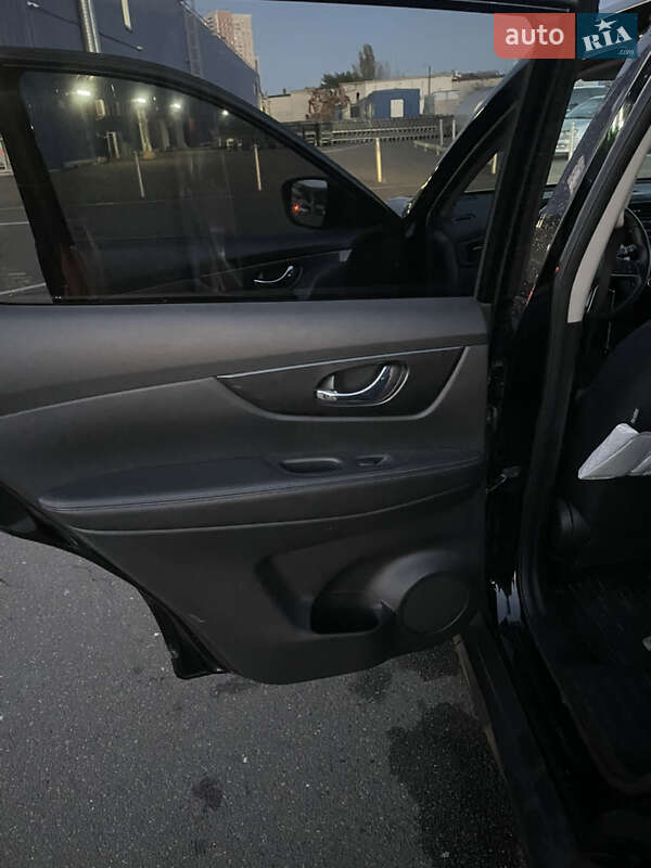 Внедорожник / Кроссовер Nissan Rogue 2016 в Киеве фото 8 Внедорожник / Кроссовер Nissan Rogue 2016 в Киеве