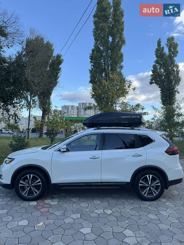 Внедорожник / Кроссовер Nissan Rogue 2018 в Одессе