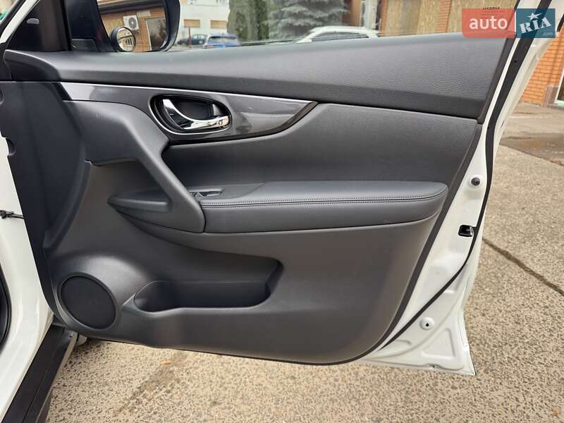 Внедорожник / Кроссовер Nissan Rogue 2017 в Харькове фото 23 Внедорожник / Кроссовер Nissan Rogue 2017 в Харькове