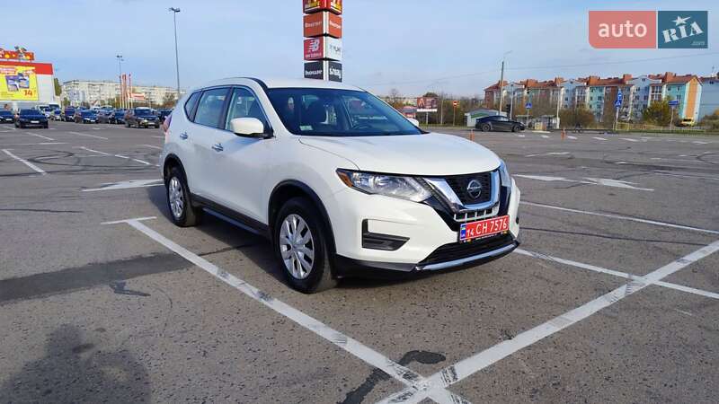 Позашляховик / Кросовер Nissan Rogue 2019 в Рівному