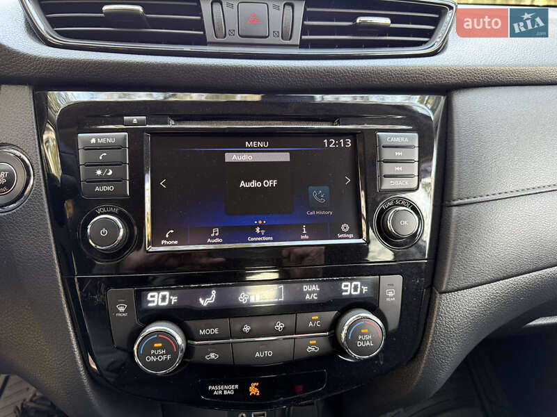 Внедорожник / Кроссовер Nissan Rogue 2019 в Ровно