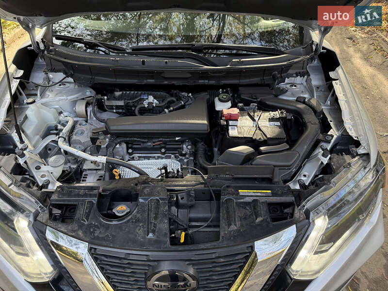 Внедорожник / Кроссовер Nissan Rogue 2019 в Ровно