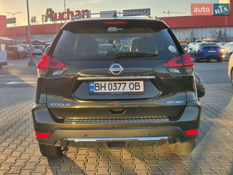 Позашляховик / Кросовер Nissan Rogue 2017 в Ізмаїлі