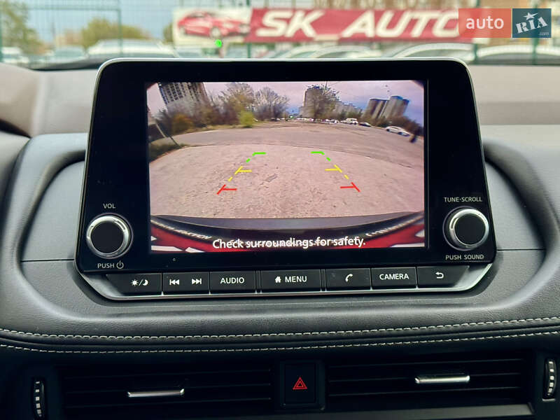 Внедорожник / Кроссовер Nissan Rogue 2021 в Киеве