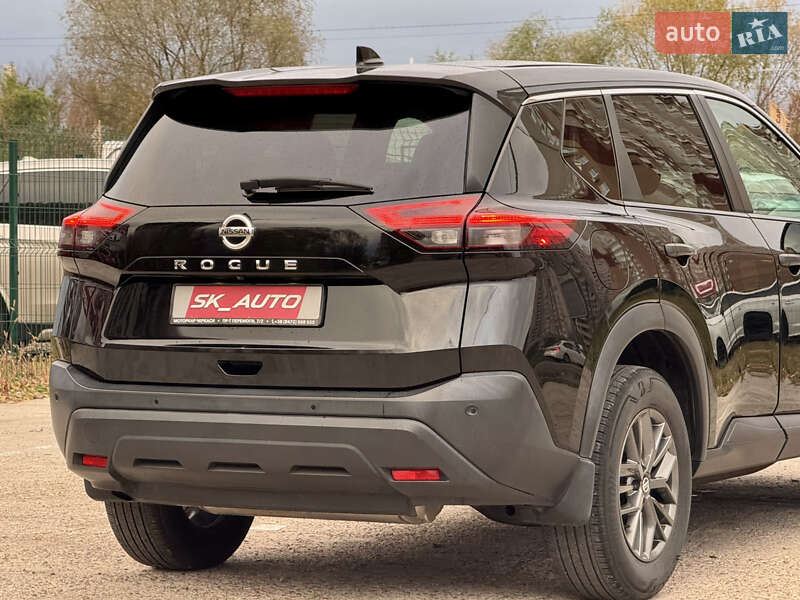 Внедорожник / Кроссовер Nissan Rogue 2021 в Киеве