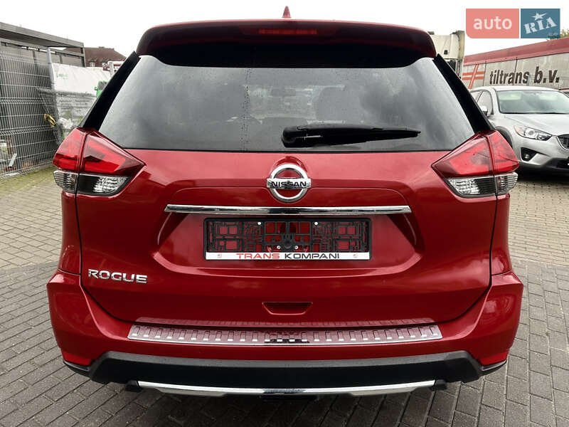 Позашляховик / Кросовер Nissan Rogue 2017 в Львові